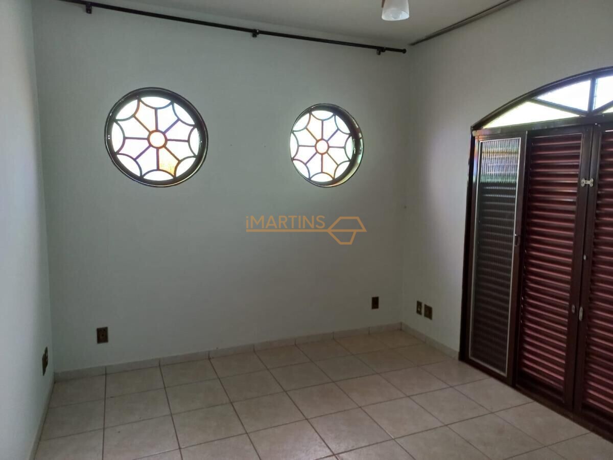 Casa, 4 quartos, 360 m² - Foto 46