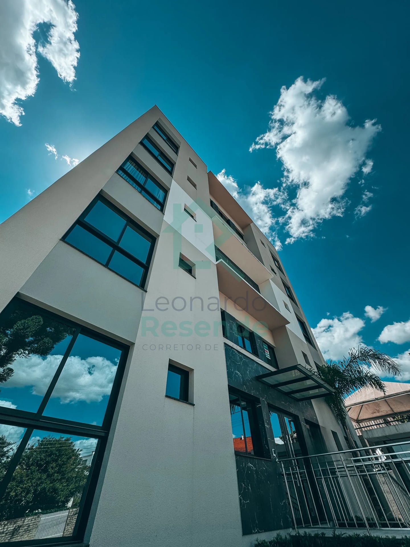 Apartamento à venda em Centro, Rio Negro - PR