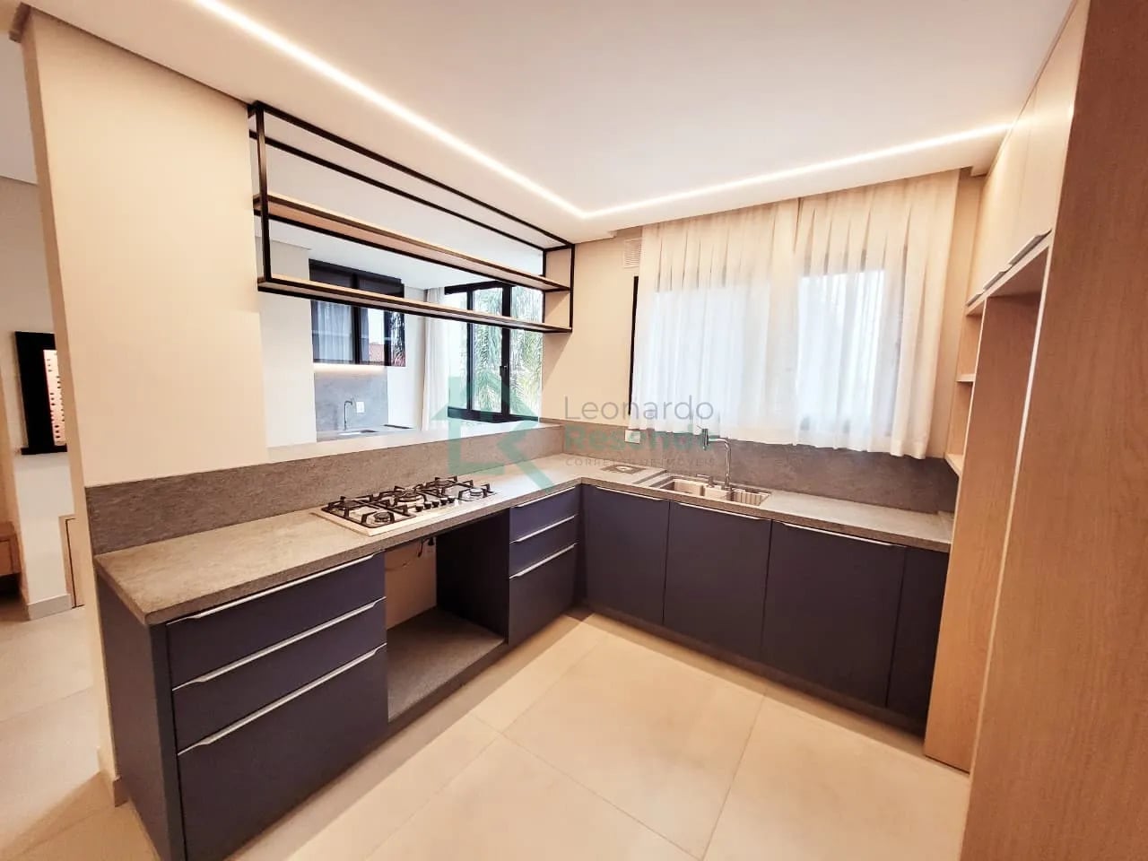 Apartamento para alugar em Centro, Rio Negro - PR