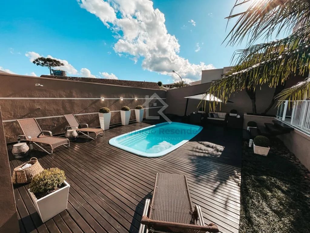 Casa à venda em Centro, Rio Negro - PR