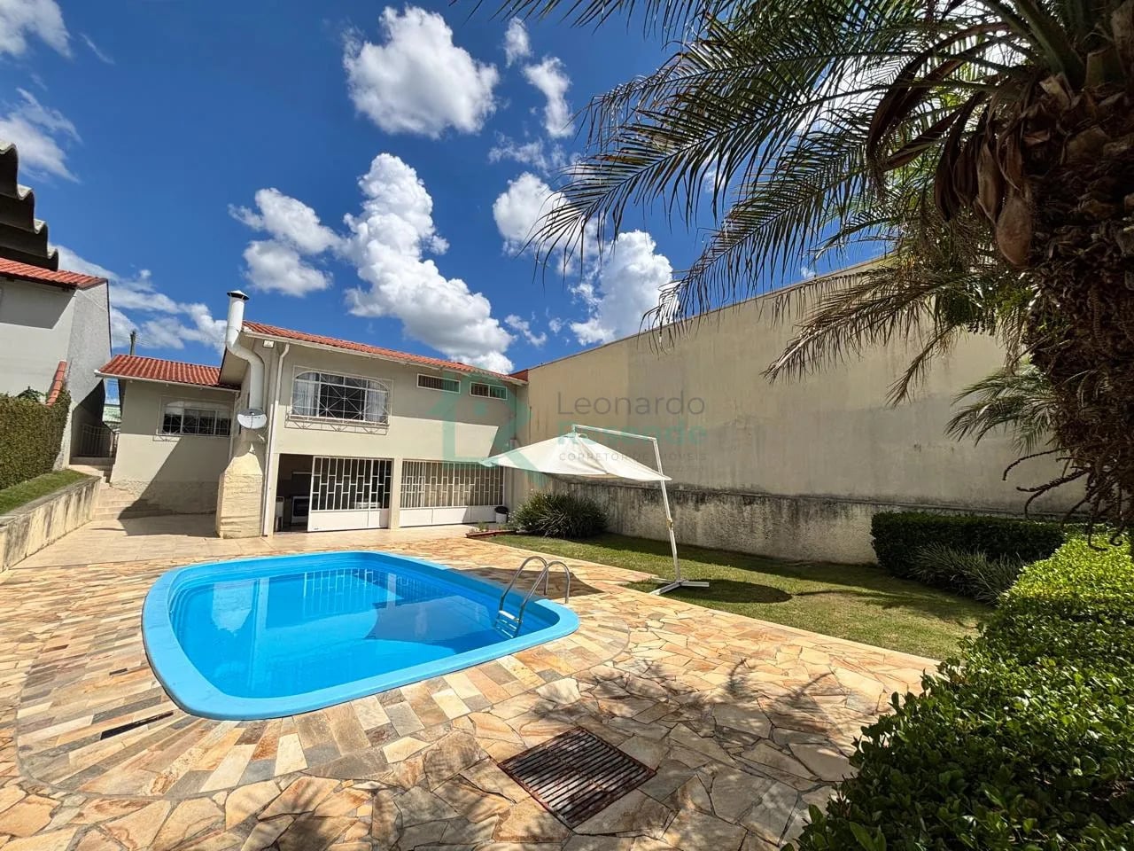 Casa à venda em Centro, Rio Negro - PR