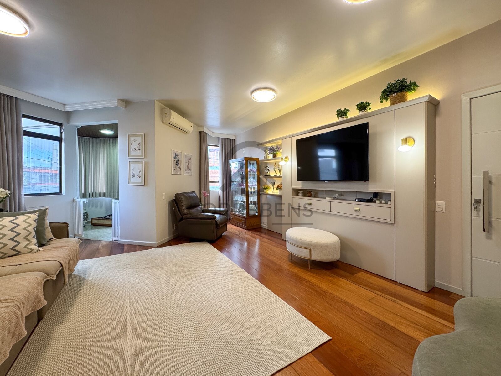 Apartamento, 3 quartos, 151 m² - Foto 2