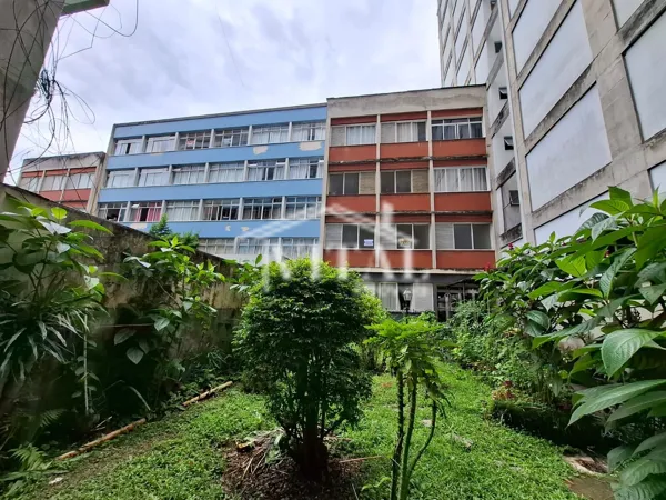 Apartamento à venda no bairro Centro em Nova Friburgo/RJ