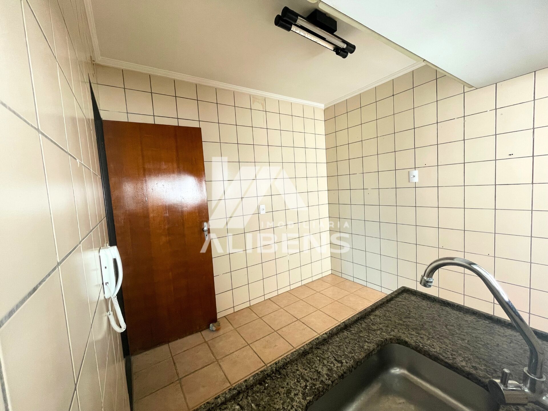 Apartamento com 2 quartos à venda, 65m² — foto 16 de 18