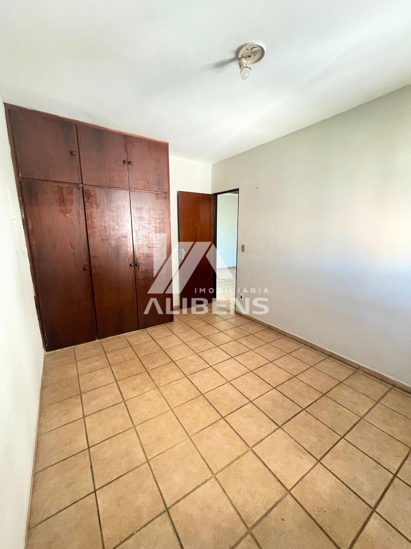 Apartamento com 2 quartos à venda, 65m² — foto 13 de 18