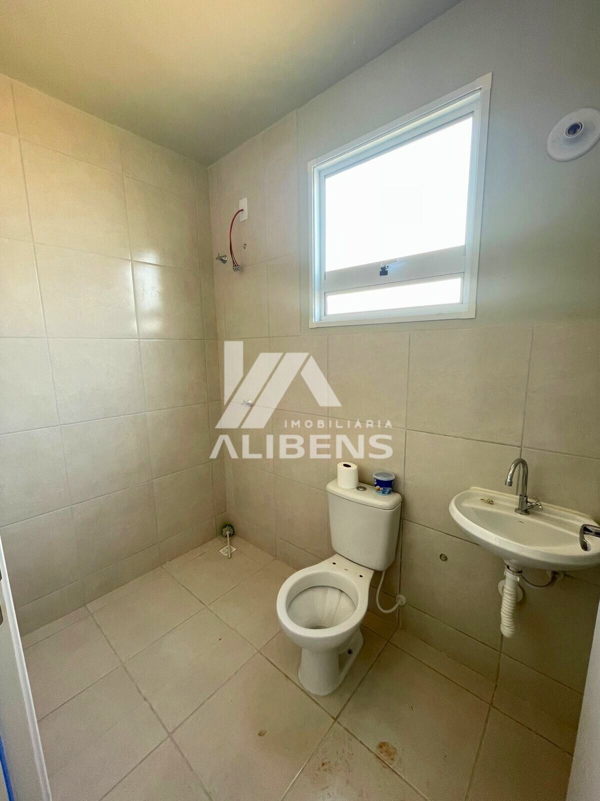 Casa com 2 quartos para aluguel, 47m² — foto 4 de 16