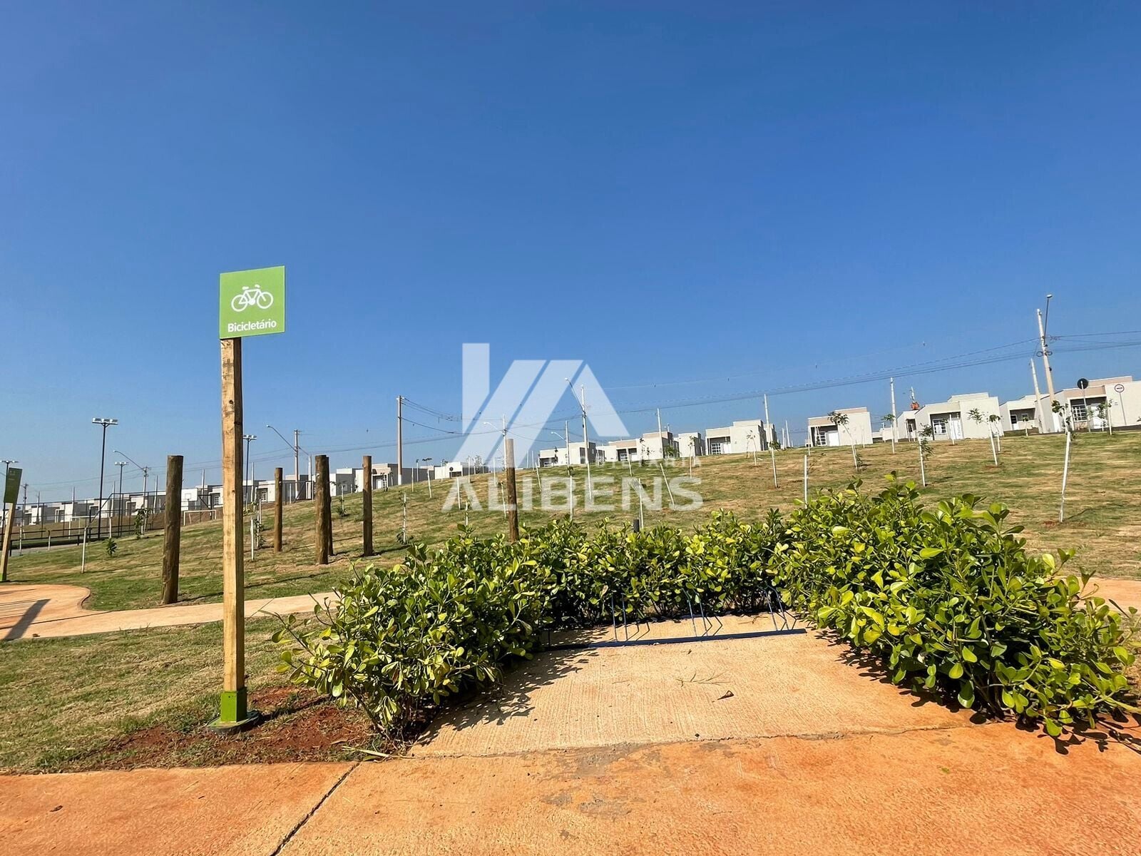 Casa com 2 quartos para aluguel, 47m² — foto 15 de 16