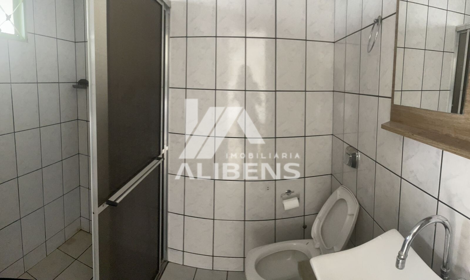 Casa com 5 quartos à venda, 214m² — foto 4 de 14