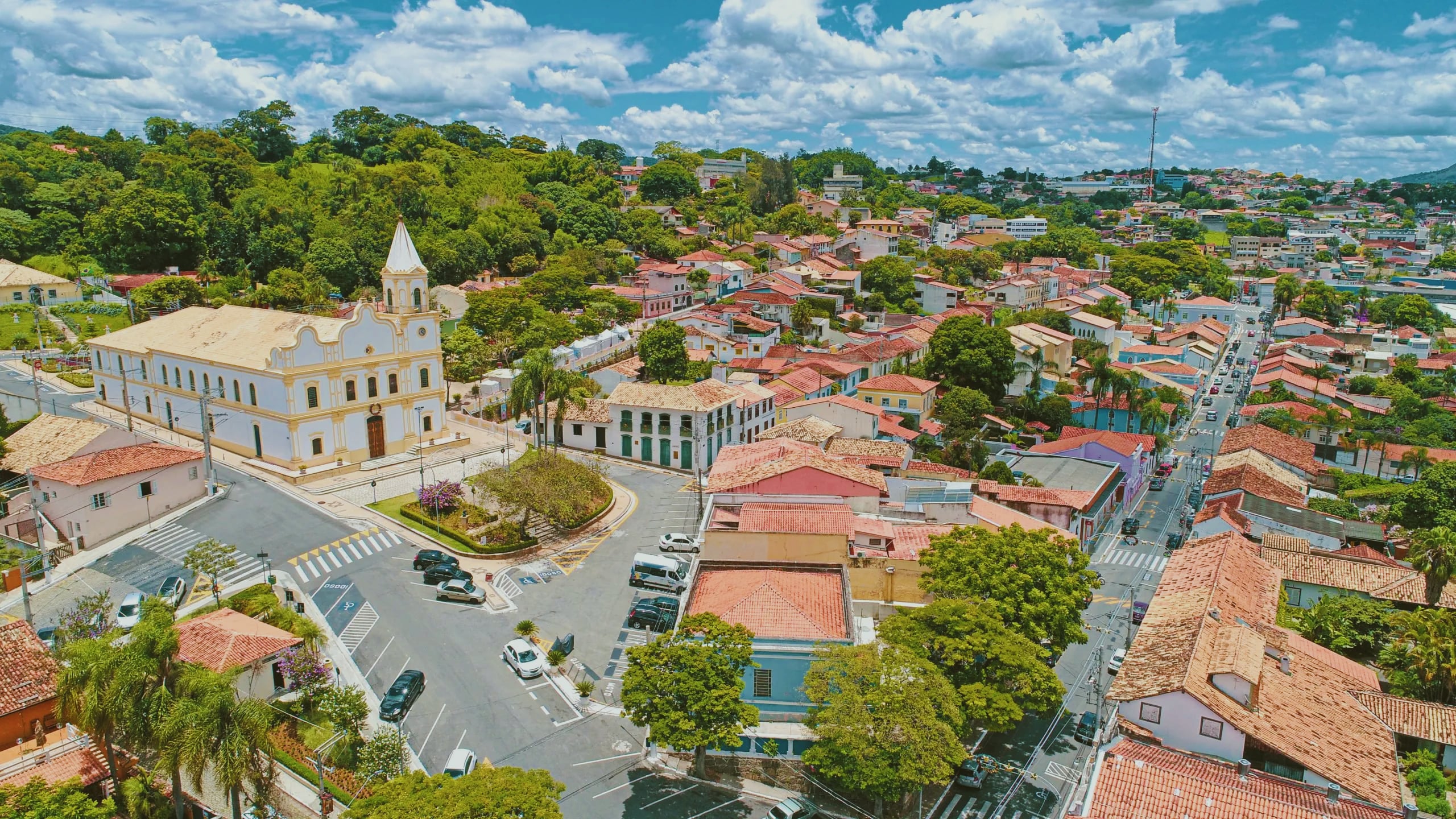 Lares Ferraço