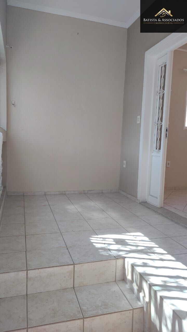 Casa, 2 quartos, 204 m² - Foto 4