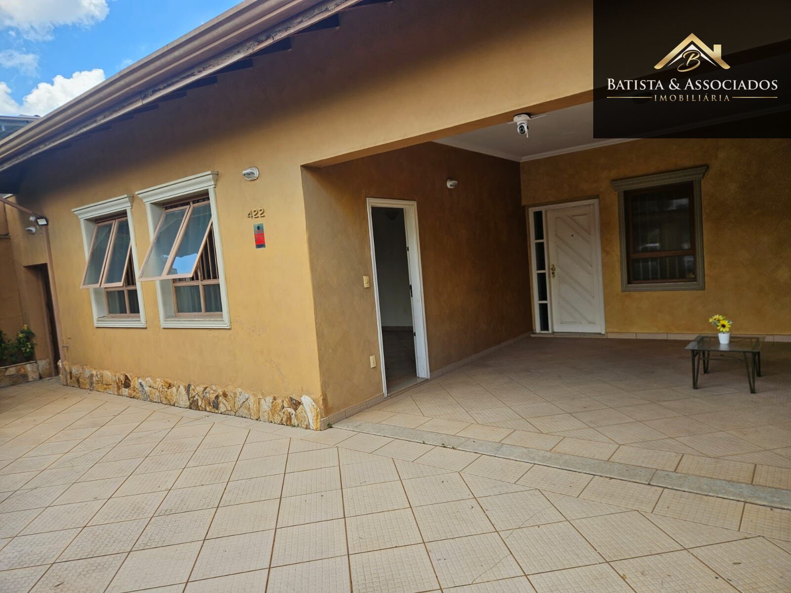 Casa, 4 quartos, 236 m² - Foto 2