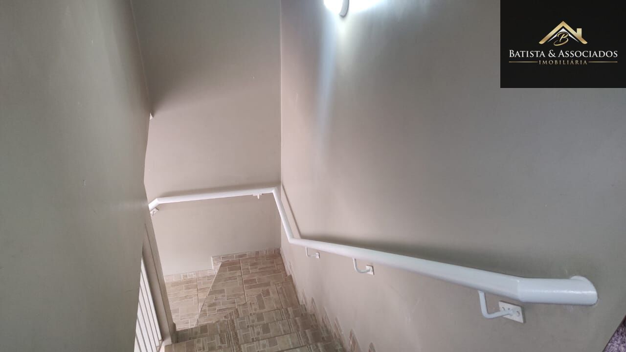 Casa, 3 quartos, 276 m² - Foto 2