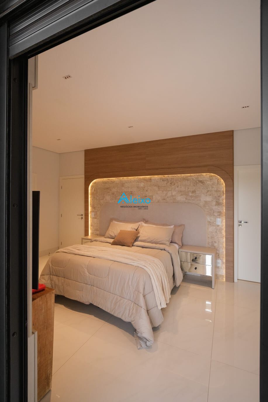 Casa com 3 quartos à venda, 396m² — foto 9 de 19