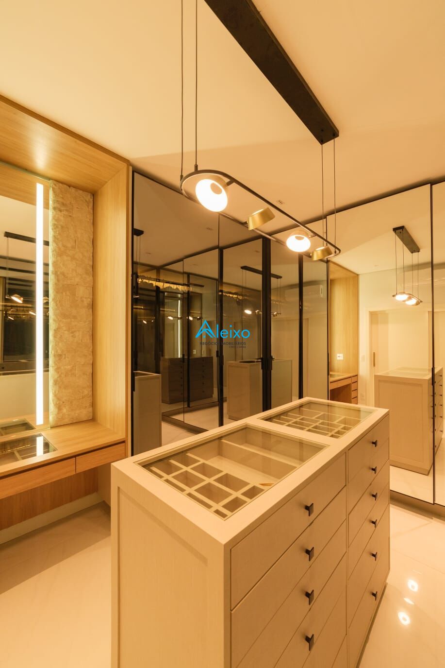 Casa com 3 quartos à venda, 396m² — foto 15 de 19