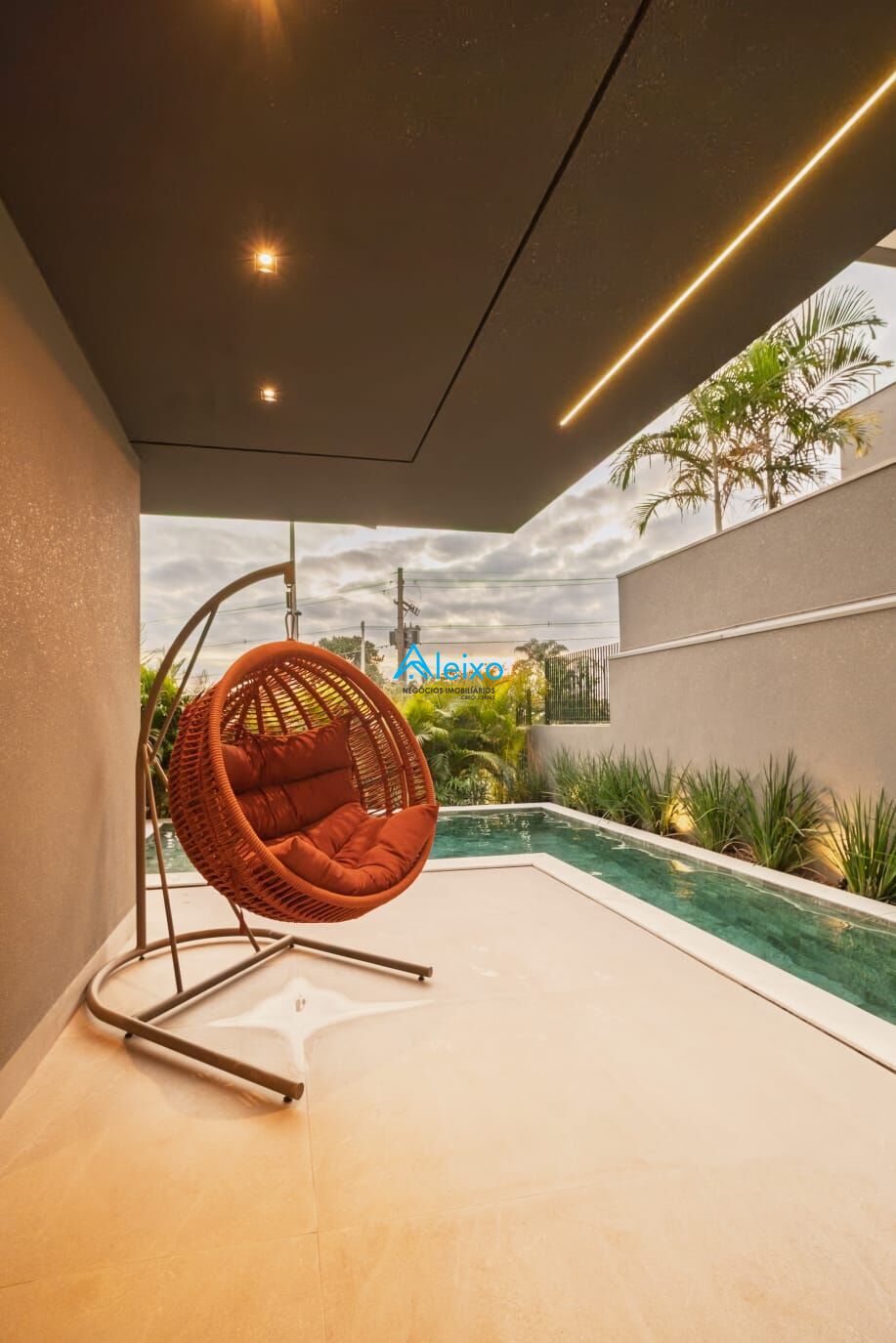 Casa com 3 quartos à venda, 396m² — foto 18 de 19