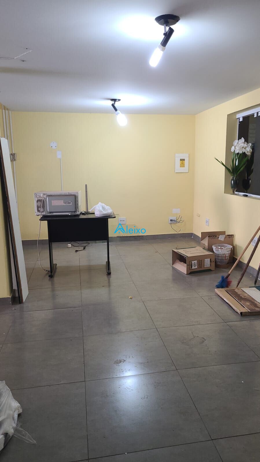 Prédio comercial para aluguel, 130m² — foto 11 de 12
