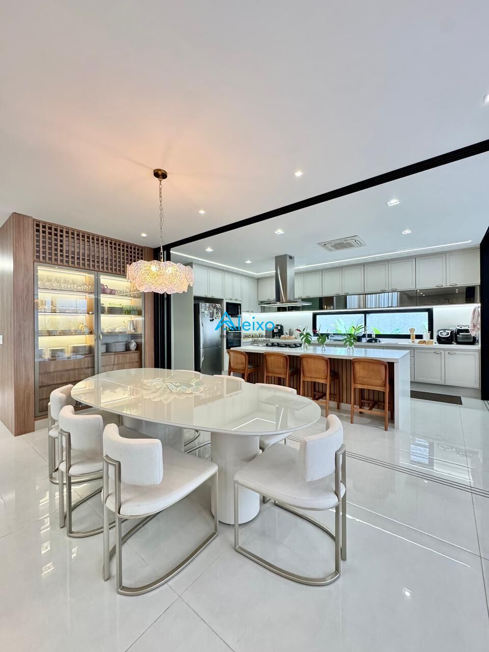Casa com 4 quartos à venda, 425m² — foto 31 de 37