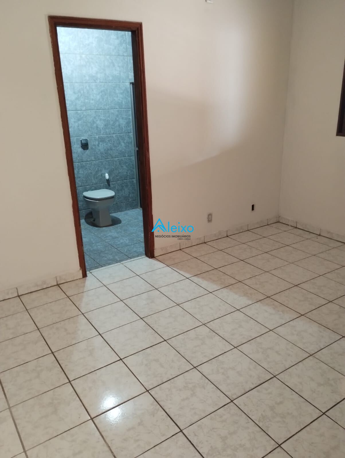 Casa com 2 quartos à venda — foto 8 de 13