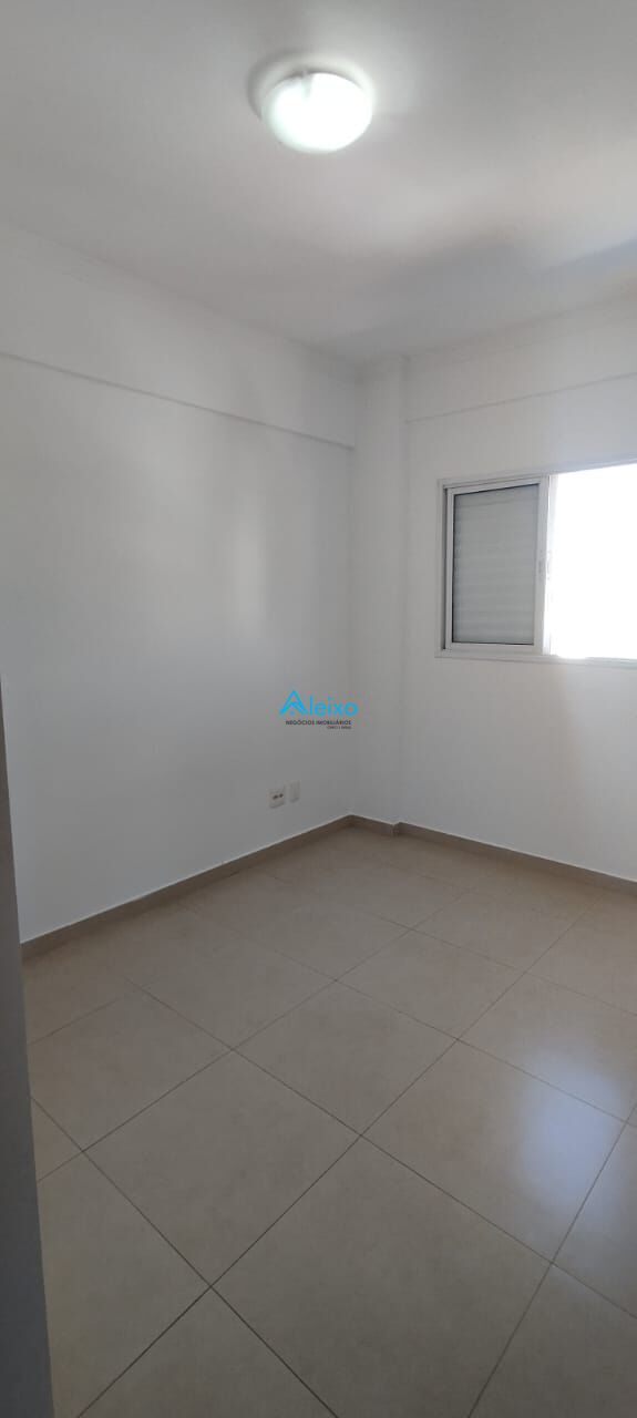 Apartamento com 2 quartos para aluguel, 100m² — foto 9 de 18