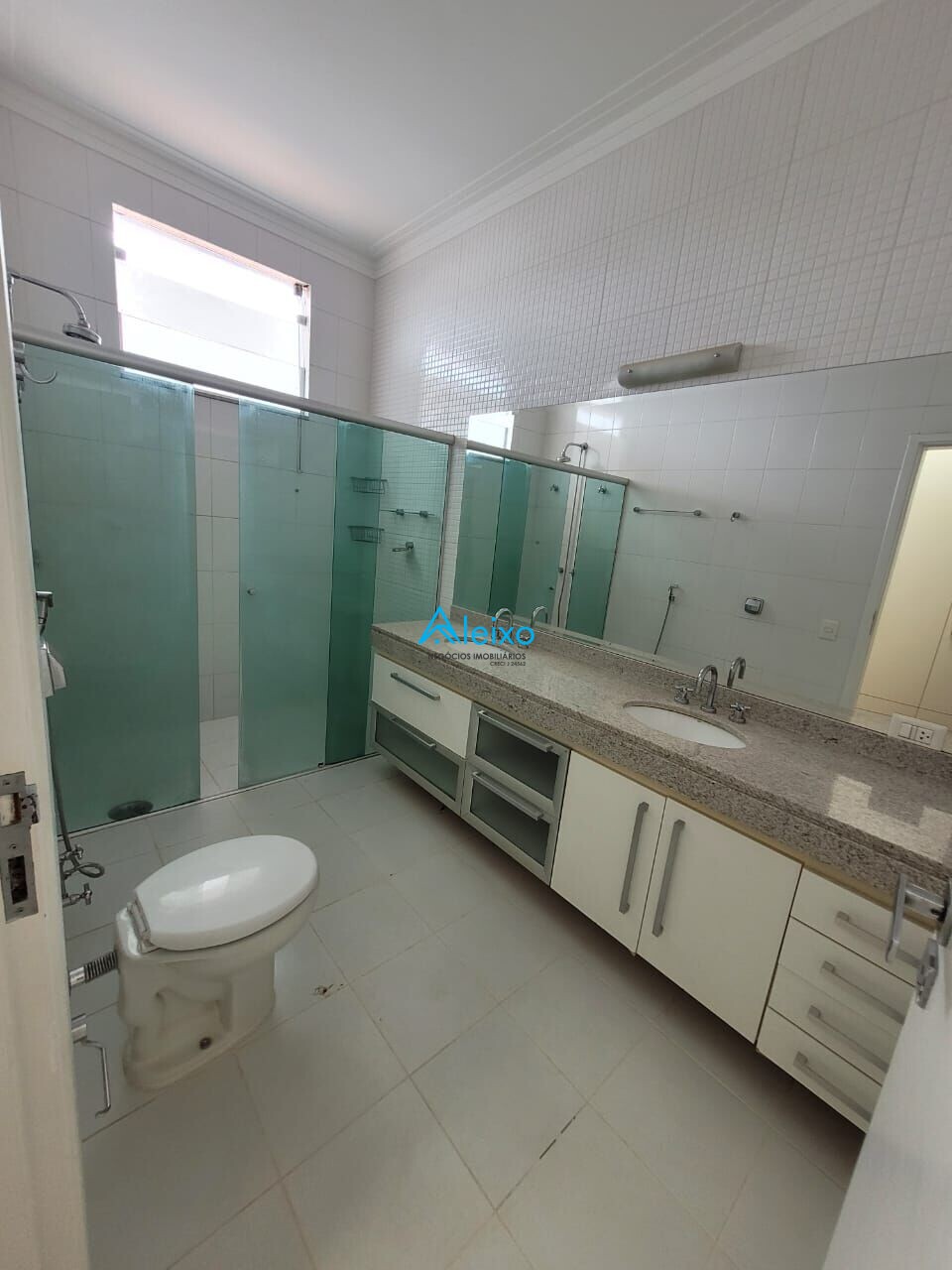 Casa com 3 quartos à venda, 490m² — foto 17 de 22