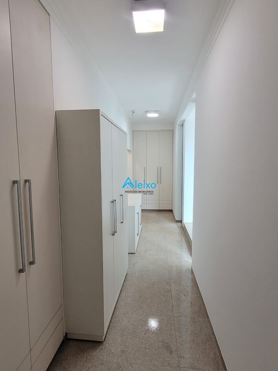 Casa com 3 quartos à venda, 490m² — foto 13 de 22