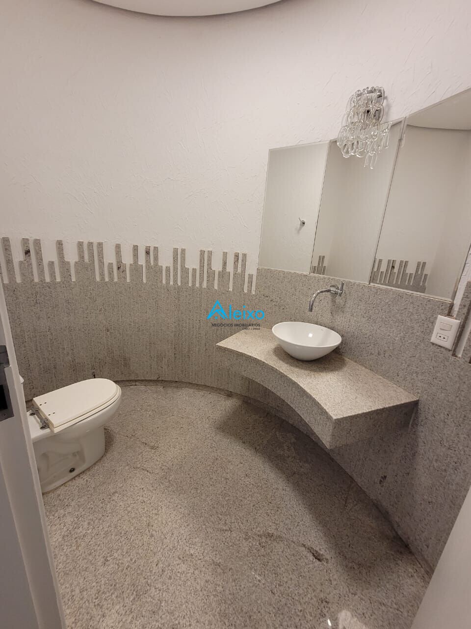 Casa com 3 quartos à venda, 490m² — foto 16 de 22