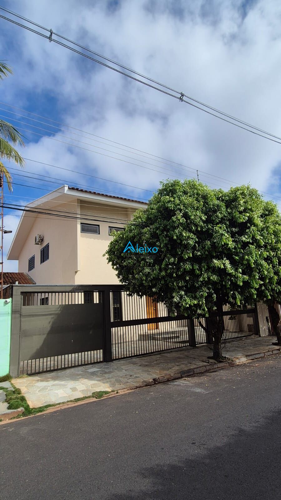 Casa com 5 quartos para aluguel, 284m² — foto 20 de 60