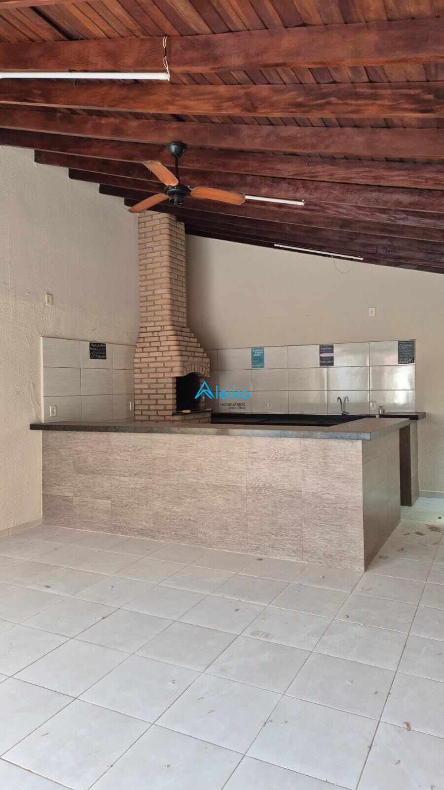 Casa com 5 quartos para aluguel, 284m² — foto 37 de 60