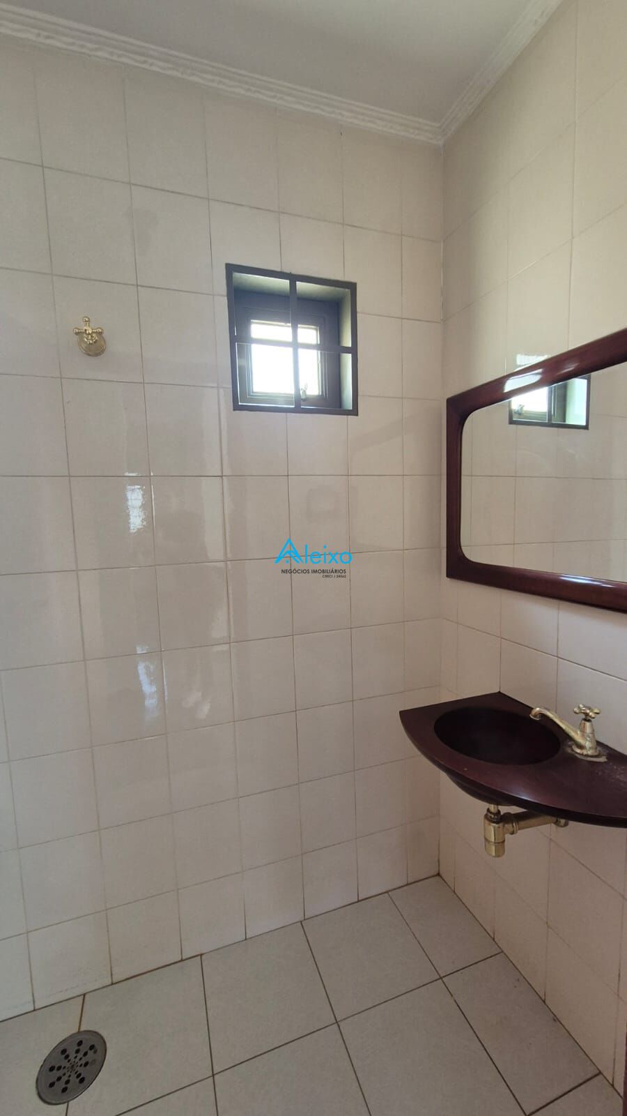 Casa com 5 quartos para aluguel, 284m² — foto 50 de 60