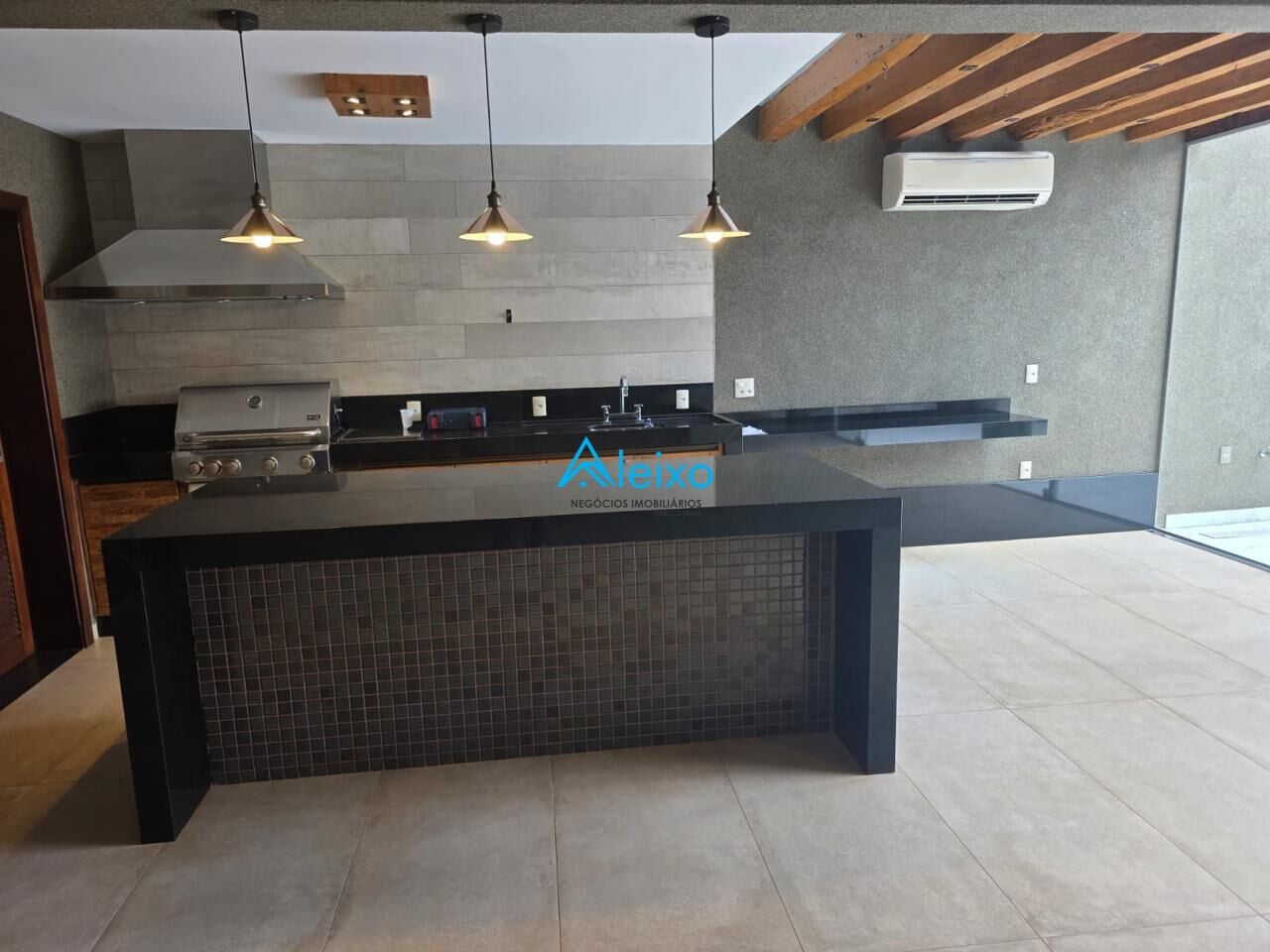 Casa com 5 quartos à venda, 362m² — foto 6 de 24