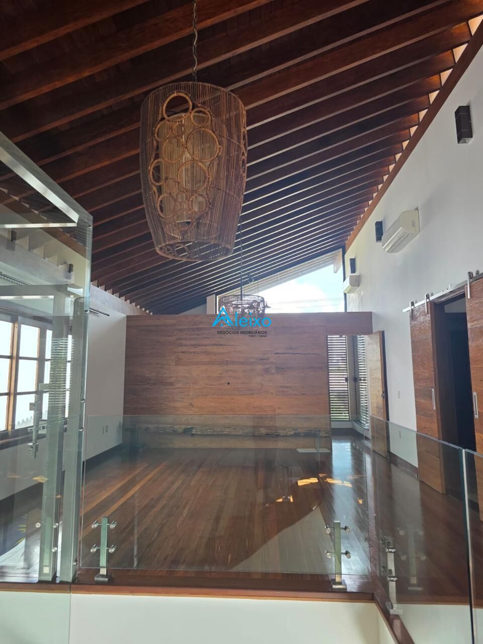 Casa com 5 quartos à venda, 362m² — foto 9 de 24