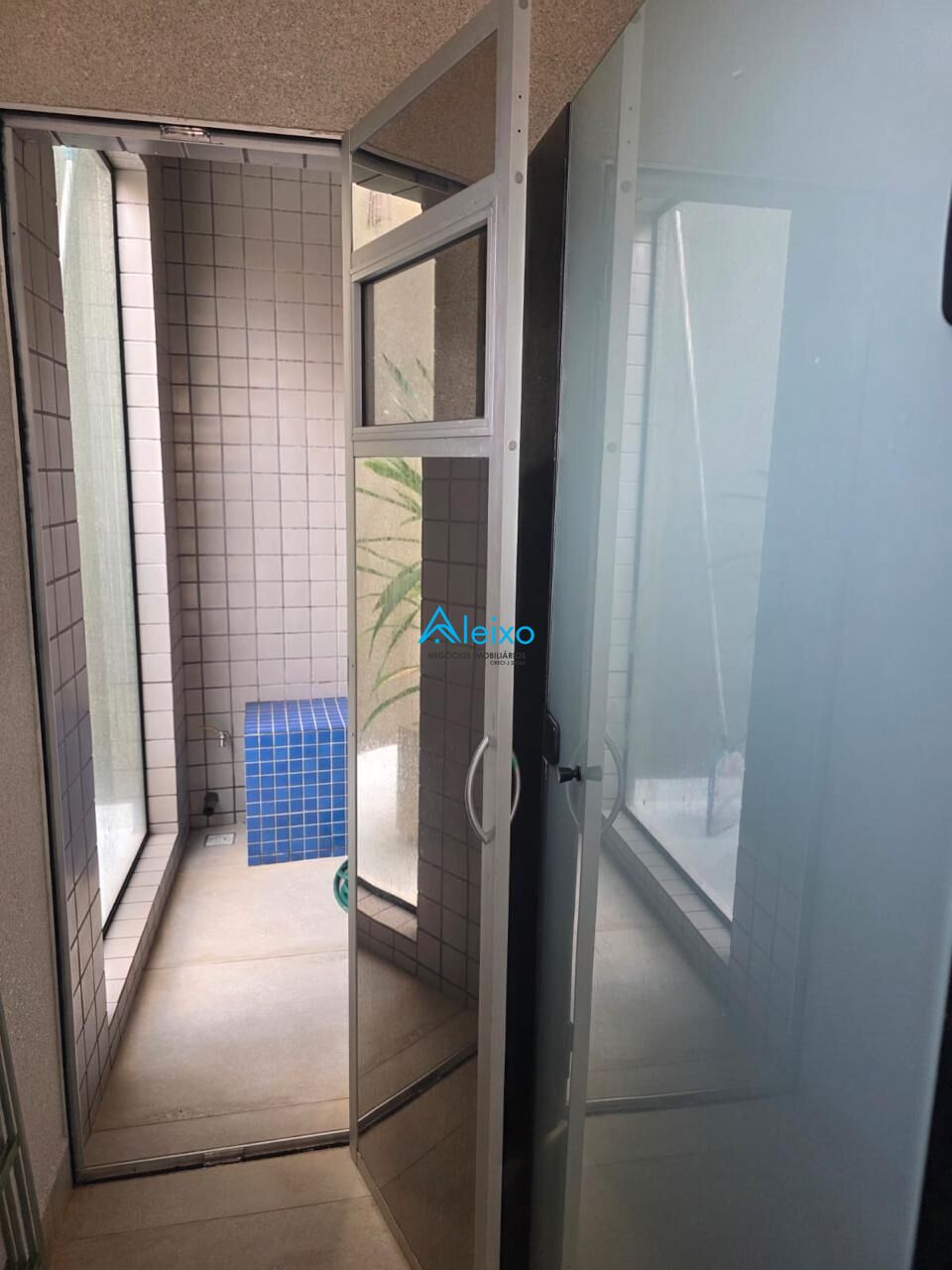 Casa com 5 quartos à venda, 362m² — foto 20 de 24