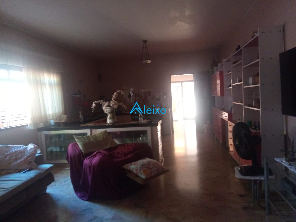 Casa com 3 quartos à venda, 406m² — foto 7 de 20