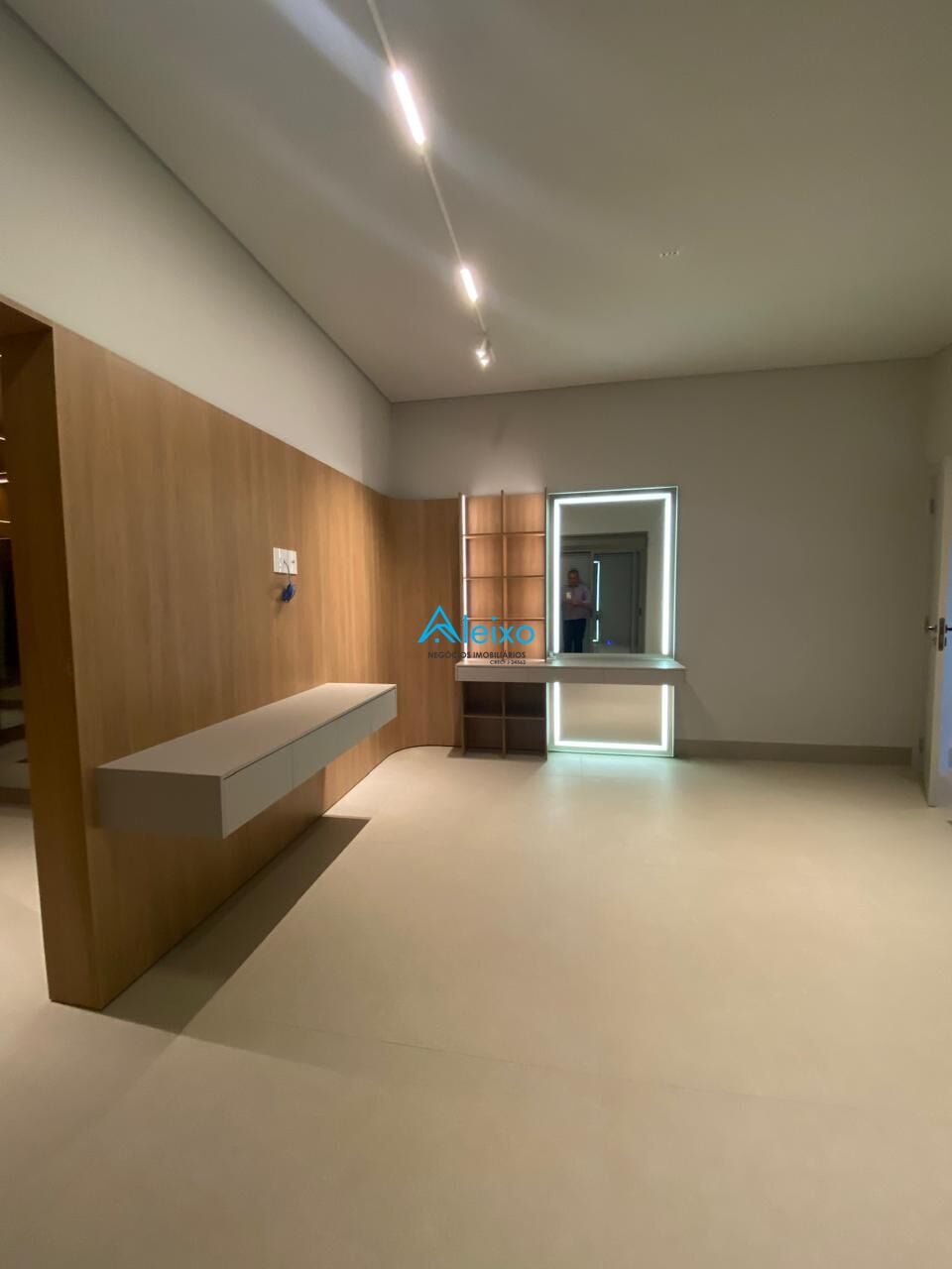 Casa com 4 quartos à venda, 387m² — foto 21 de 28