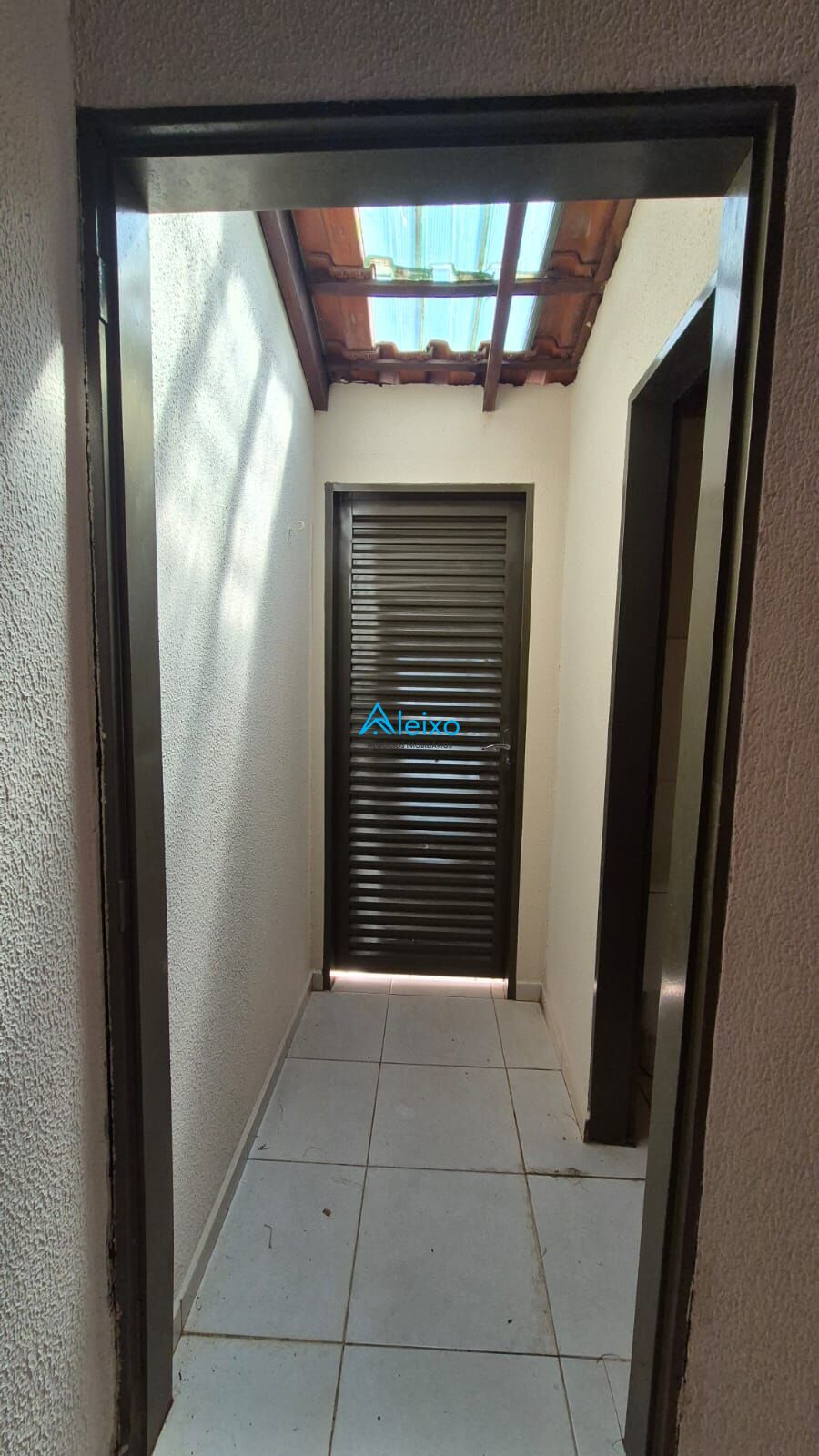 Casa com 5 quartos à venda, 284m² — foto 19 de 40