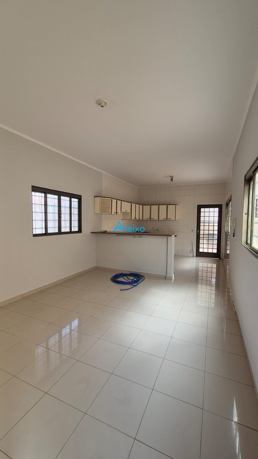Casa com 5 quartos à venda, 284m² — foto 5 de 40