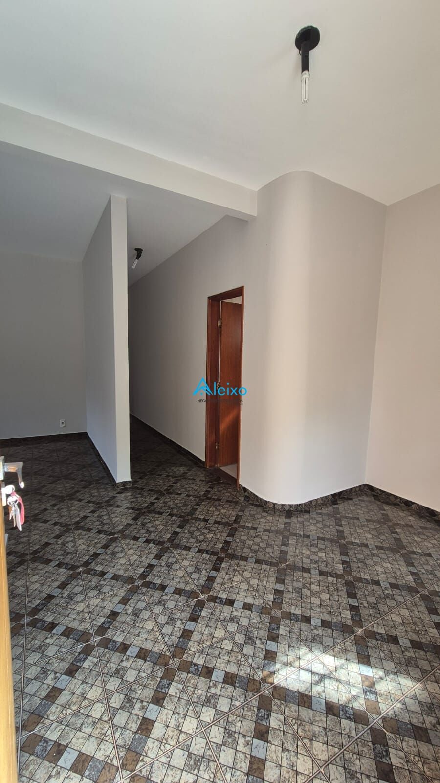 Casa com 5 quartos à venda, 284m² — foto 6 de 40