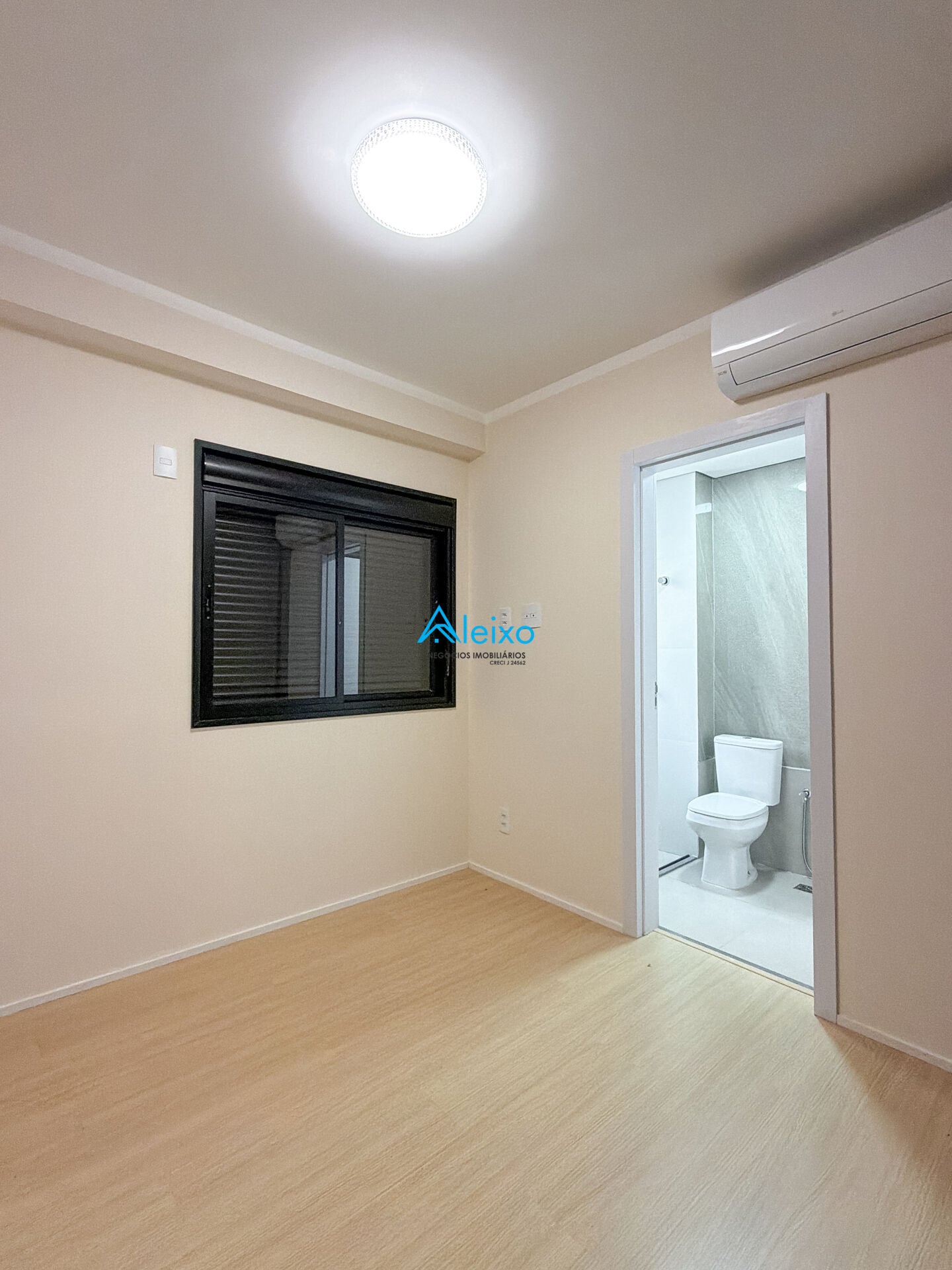 Apartamento com 2 quartos à venda, 73m² — foto 10 de 47