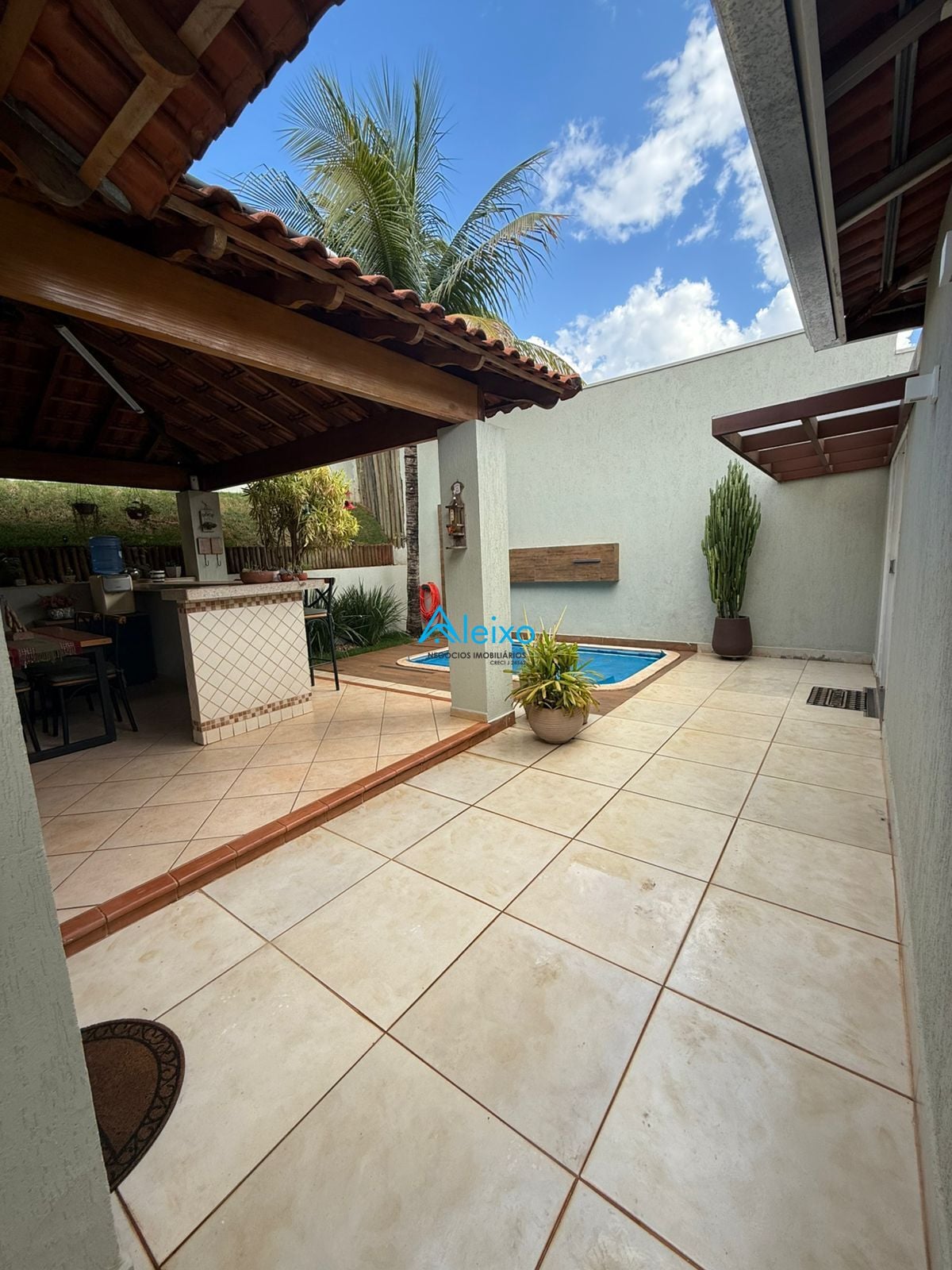 Casa de Condomínio com 3 quartos à venda, 144m² — foto 6 de 22