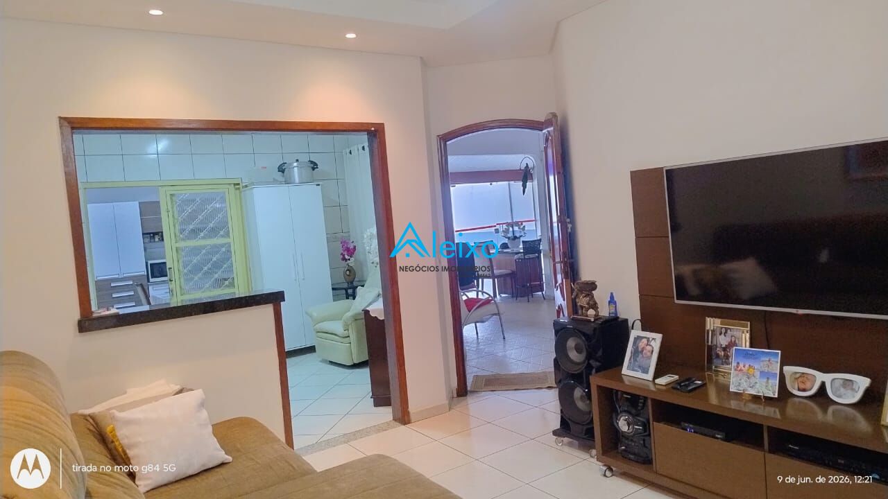 Casa com 3 quartos à venda, 150m² — foto 8 de 18