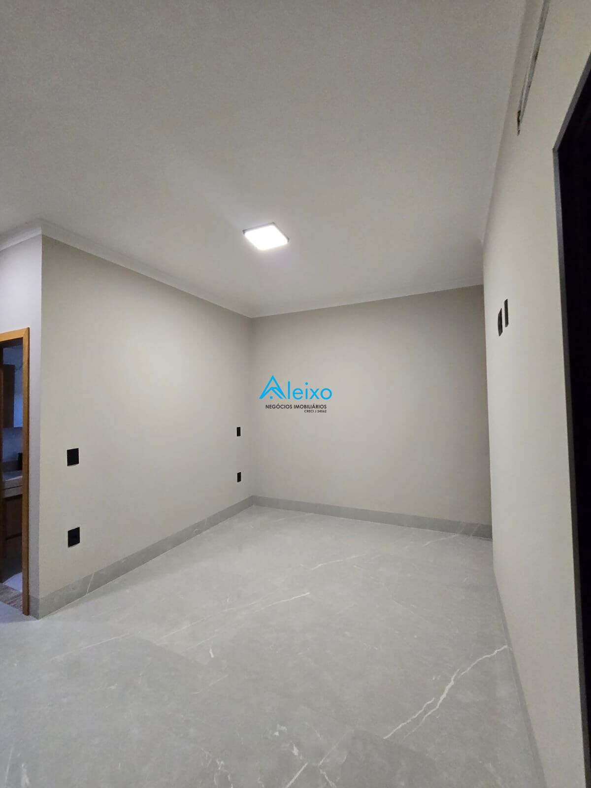 Casa com 3 quartos à venda, 117m² — foto 11 de 24