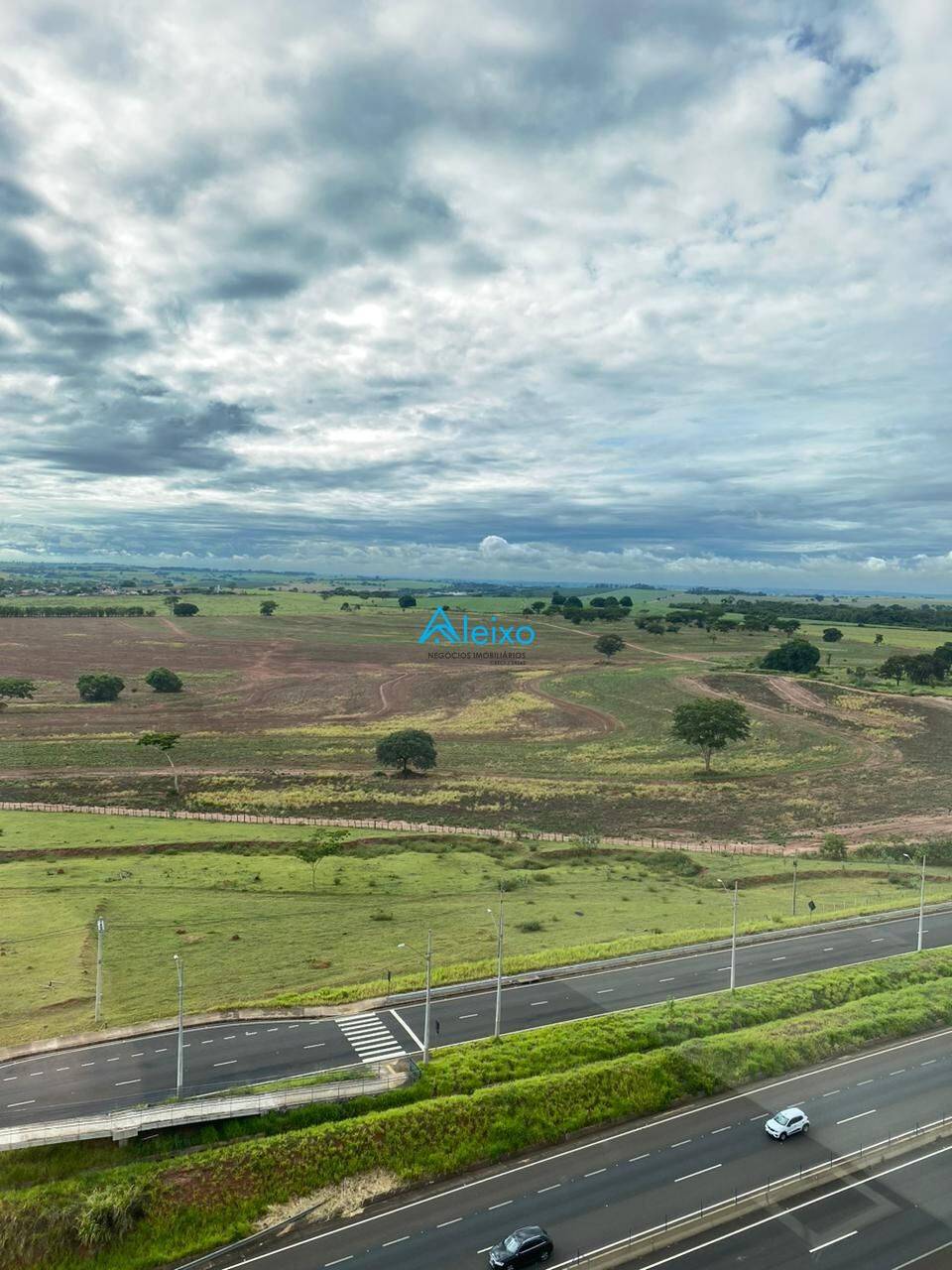 Conjunto Comercial / Sala à venda — foto 9 de 9