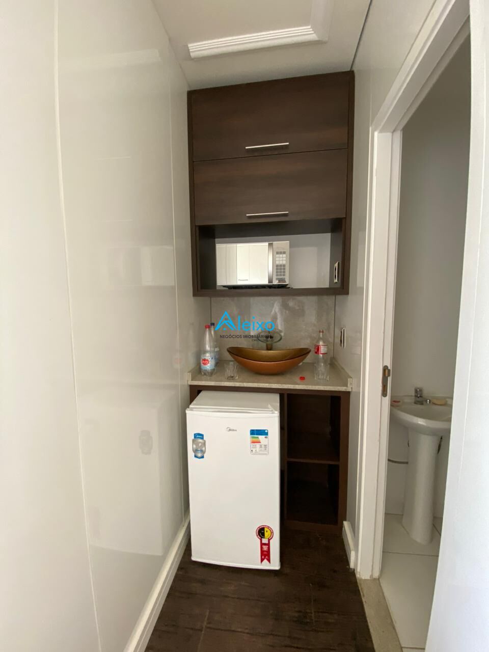 Conjunto Comercial / Sala à venda — foto 7 de 9