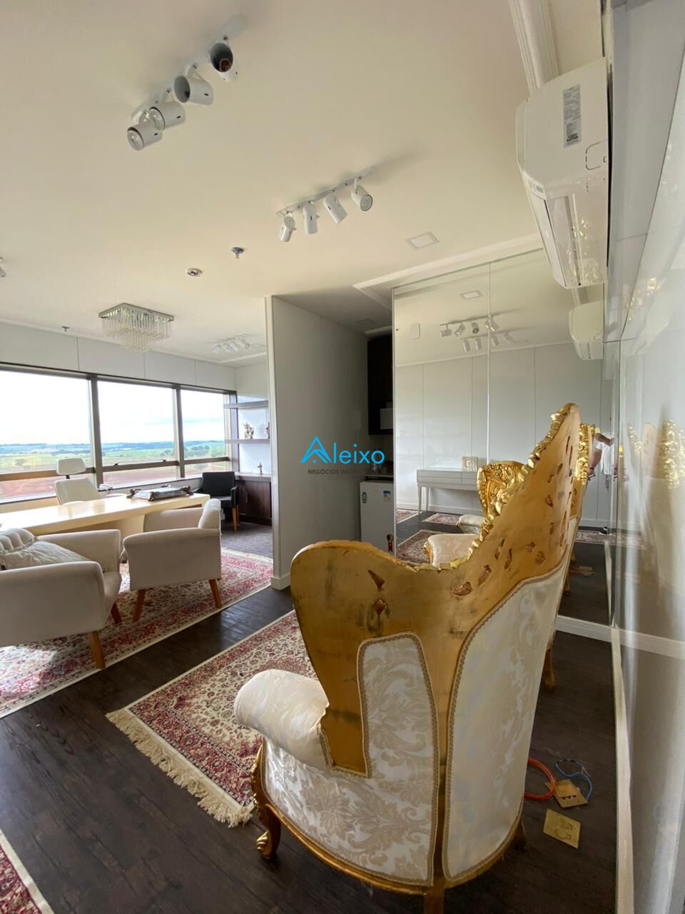Conjunto Comercial / Sala à venda — foto 4 de 9