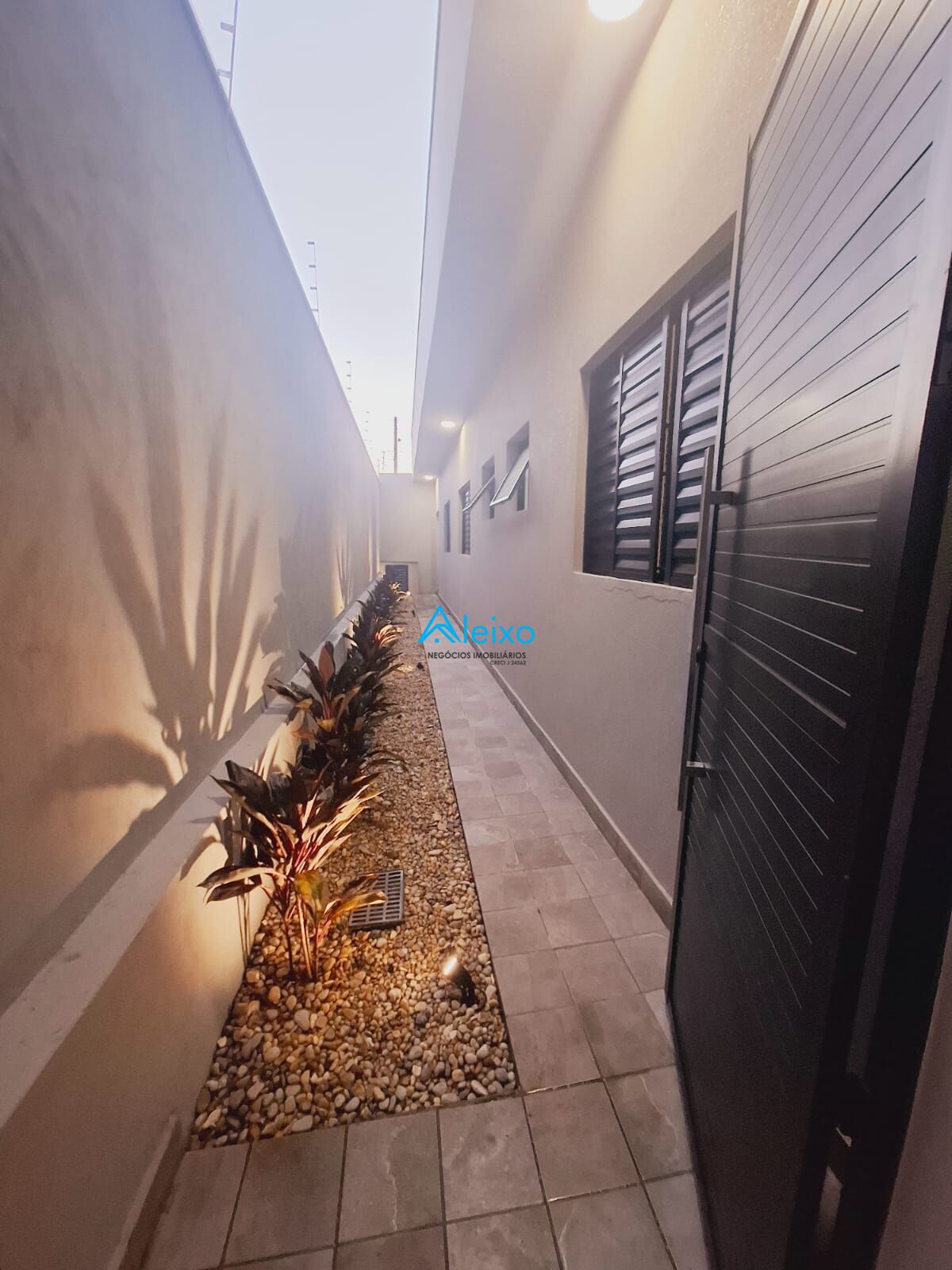 Casa com 3 quartos à venda, 180m² — foto 22 de 27