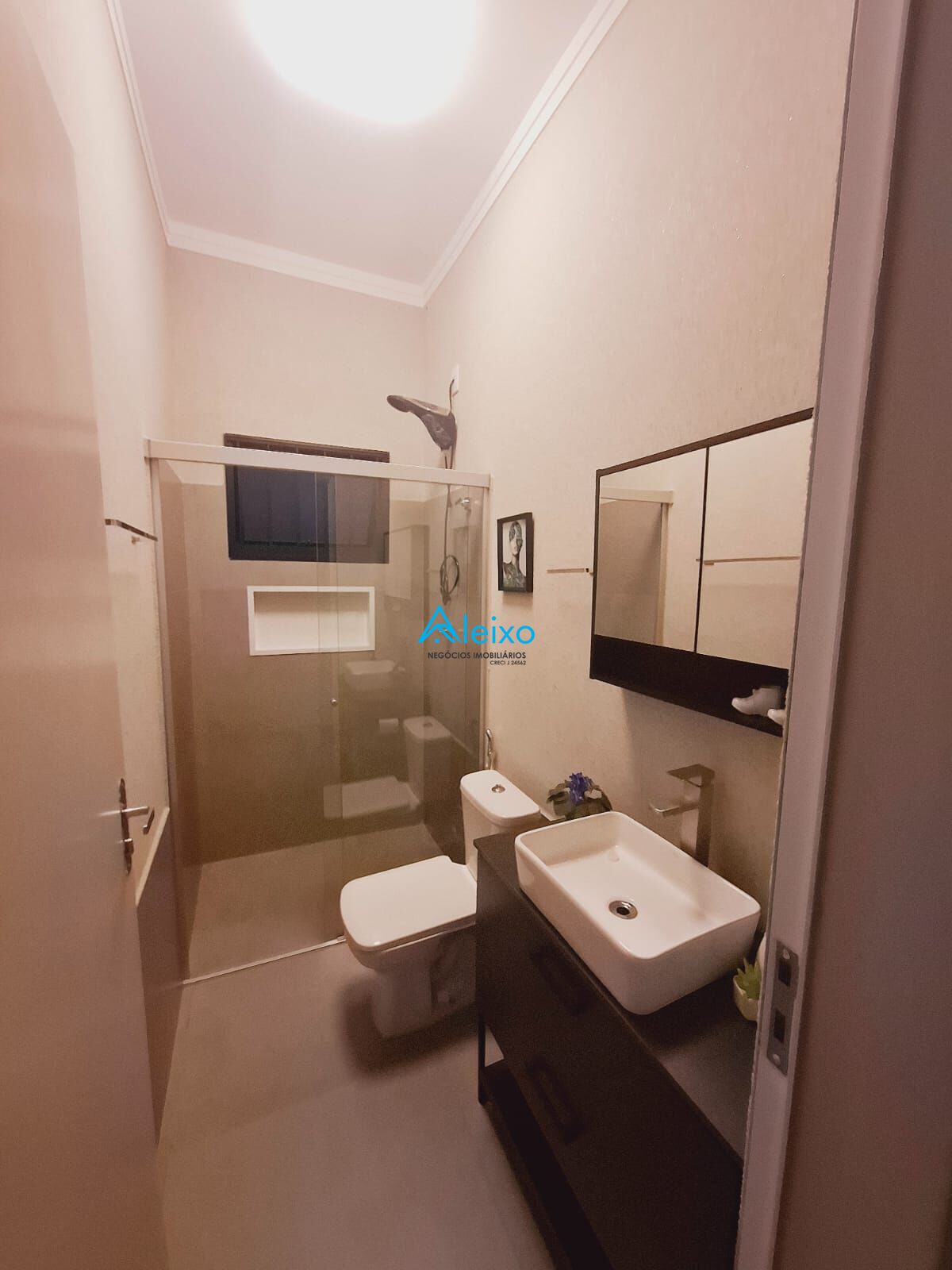 Casa com 3 quartos à venda, 180m² — foto 19 de 27