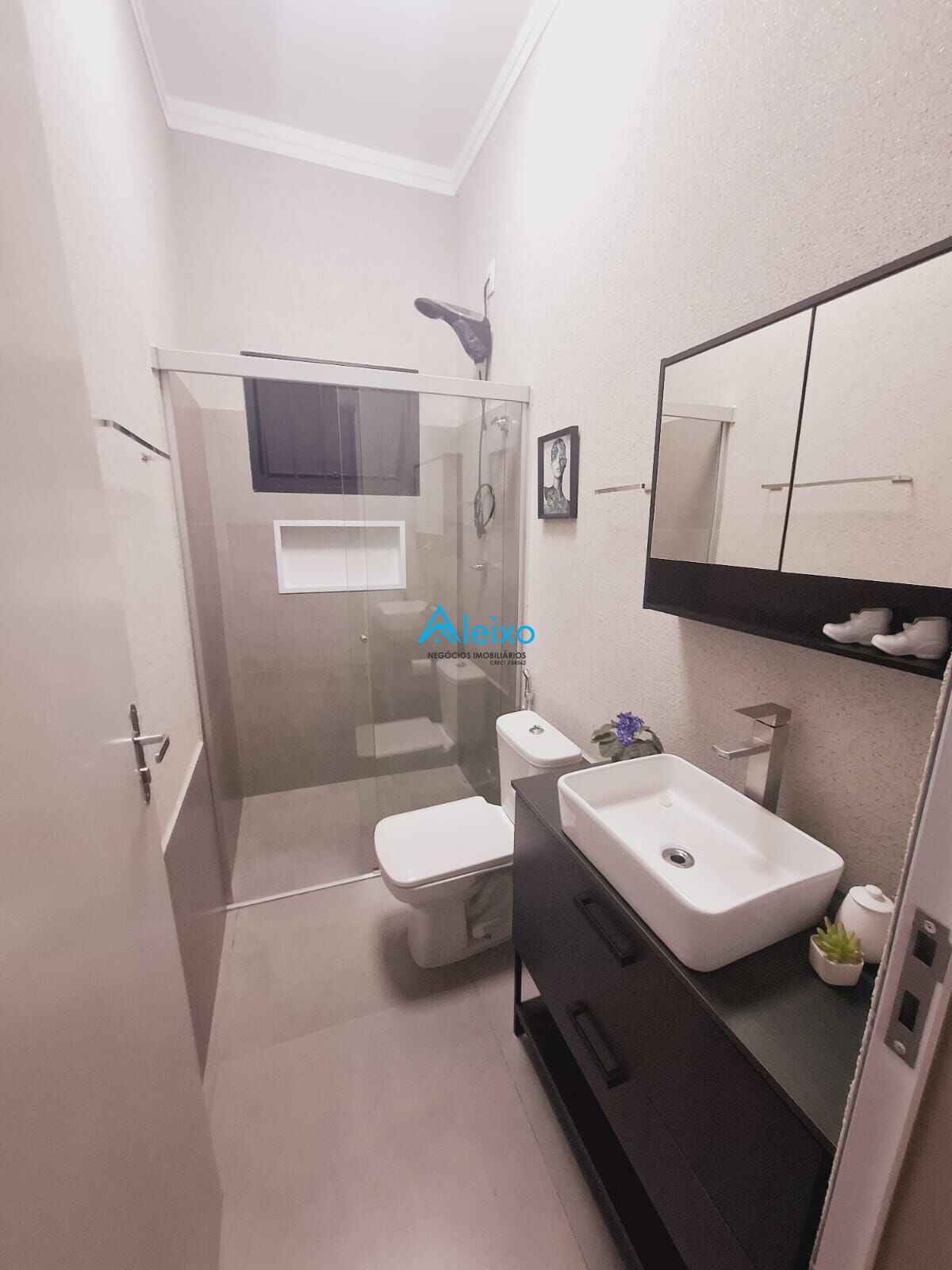 Casa com 3 quartos à venda, 180m² — foto 17 de 27