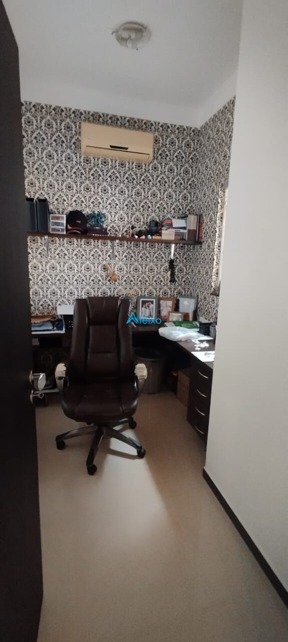 Casa de Condomínio com 3 quartos à venda, 180m² — foto 7 de 17