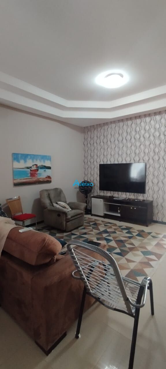 Casa de Condomínio com 3 quartos à venda, 180m² — foto 5 de 17