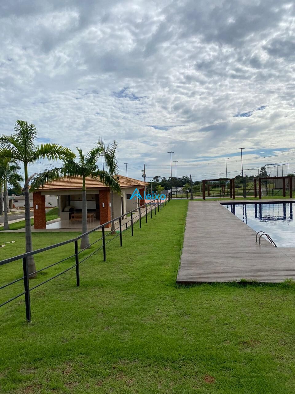 Terreno / Lote / Condomínio à venda — foto 5 de 13